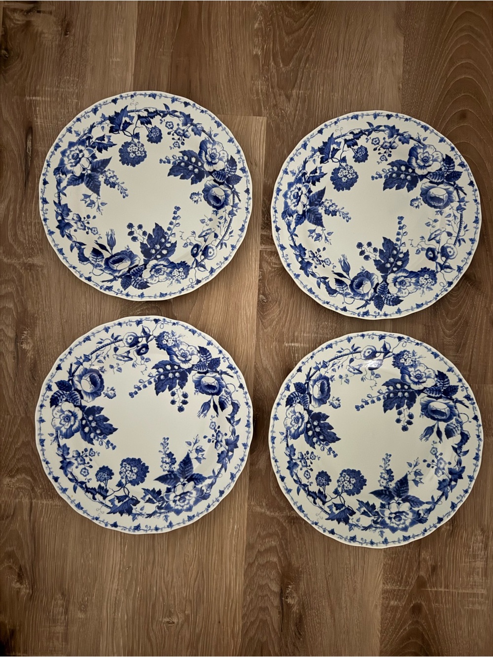 Brand New Williams Sonoma French Bouquet Dinner Plates 10.5” - Set of 4